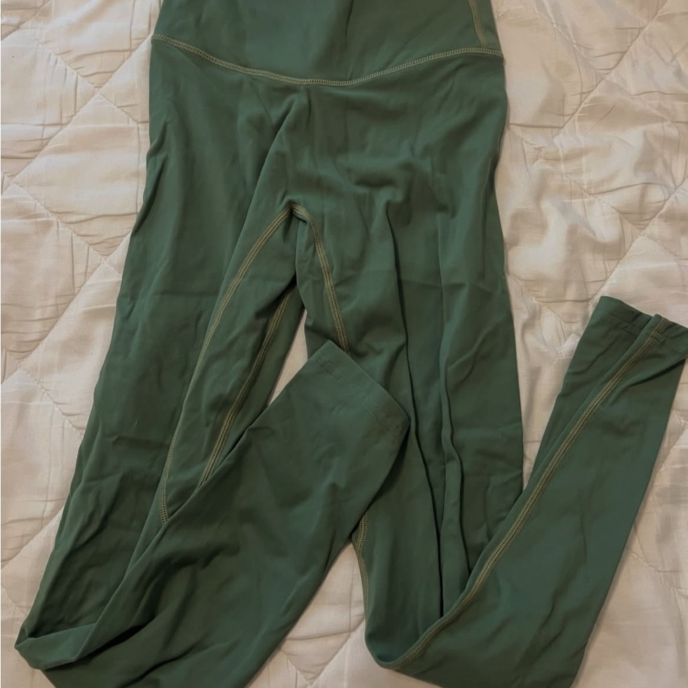 Green High-Waisted Leggings